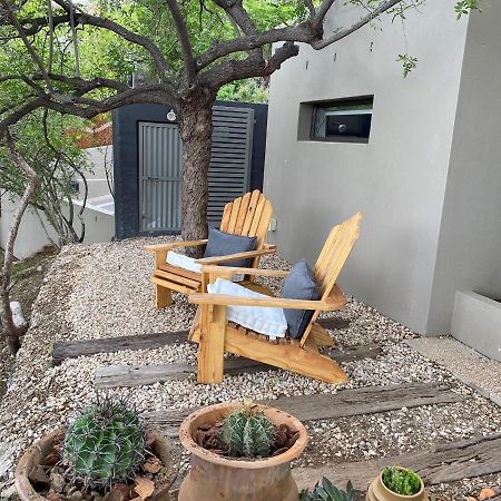 Herzinger Boutique Guesthouse Klein Windhoek エクステリア 写真