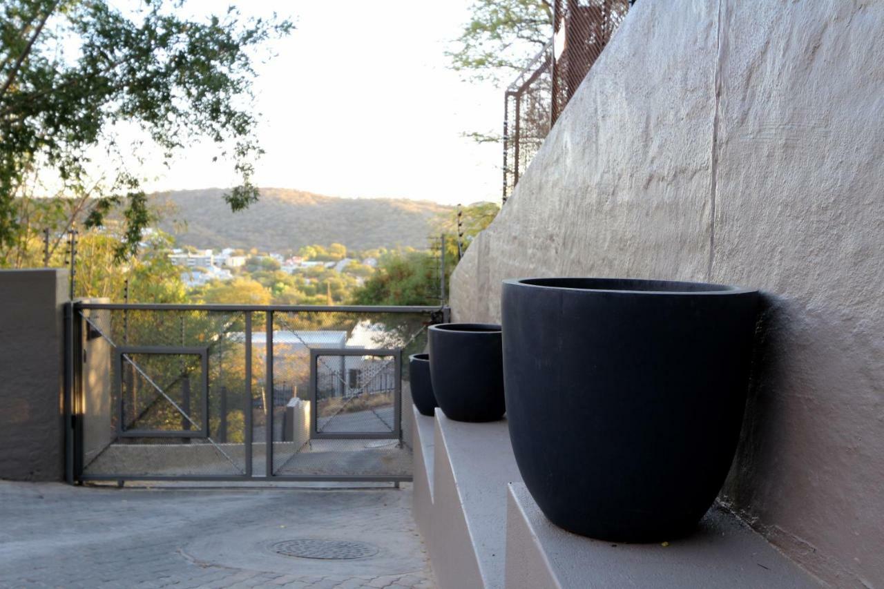 Herzinger Boutique Guesthouse Klein Windhoek エクステリア 写真